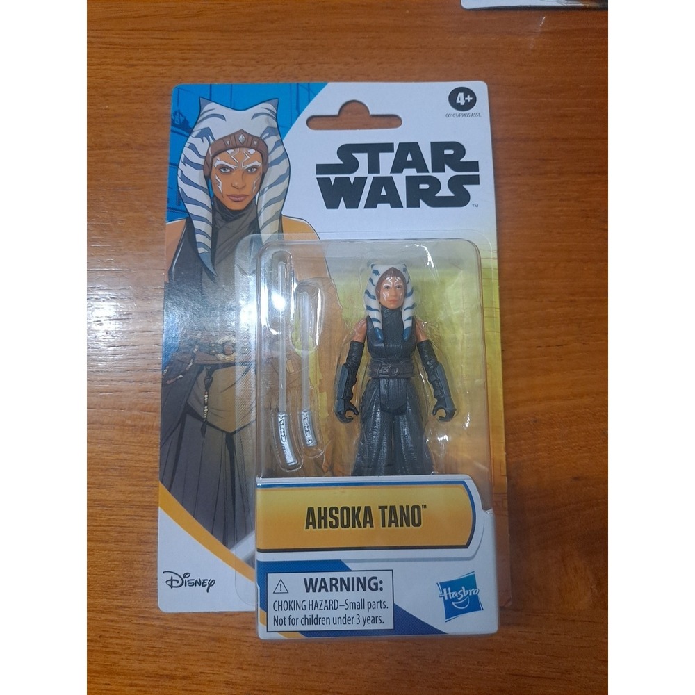 NIP Star Wars: Epic Hero Series 4" Ahsoka Tano  Action Figure & 2‎ Accessories